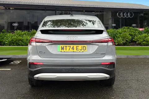 MT74EJD Audi Q4 e-tron Q4 Sportback Sport 45 e-tron quattro 210,00 kW Thumbnail #5