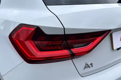 BD71JFK Audi A1 S line 30 TFSI  110 PS S tronic Thumbnail #9