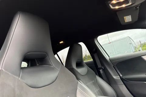 KE22OVK Mercedes-Benz A Class 1.3 A200 AMG Line Edition (Executive) 7G-DCT Euro 6 (s/s) 5dr Thumbnail #25