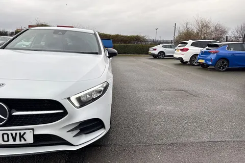 KE22OVK Mercedes-Benz A Class 1.3 A200 AMG Line Edition (Executive) 7G-DCT Euro 6 (s/s) 5dr Thumbnail #27