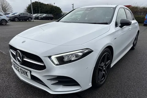 KE22OVK Mercedes-Benz A Class 1.3 A200 AMG Line Edition (Executive) 7G-DCT Euro 6 (s/s) 5dr Thumbnail #28