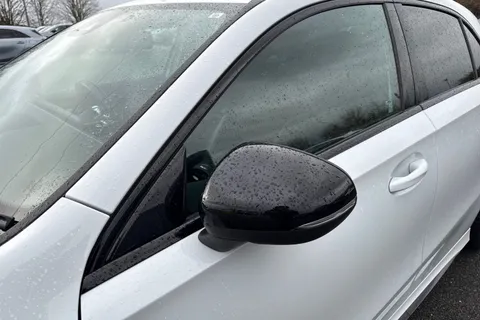 KE22OVK Mercedes-Benz A Class 1.3 A200 AMG Line Edition (Executive) 7G-DCT Euro 6 (s/s) 5dr Thumbnail #30