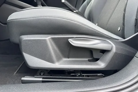 BD71JFK Audi A1 S line 30 TFSI  110 PS S tronic Thumbnail #38