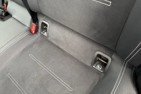 KE22OVK Mercedes-Benz A Class 1.3 A200 AMG Line Edition (Executive) 7G-DCT Euro 6 (s/s) 5dr Thumbnail #36