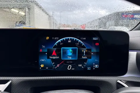 KE22OVK Mercedes-Benz A Class 1.3 A200 AMG Line Edition (Executive) 7G-DCT Euro 6 (s/s) 5dr Thumbnail #46