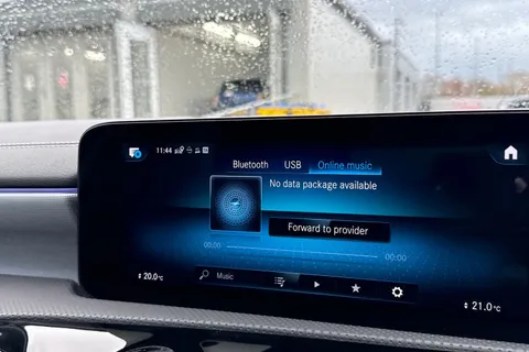 KE22OVK Mercedes-Benz A Class 1.3 A200 AMG Line Edition (Executive) 7G-DCT Euro 6 (s/s) 5dr Thumbnail #50