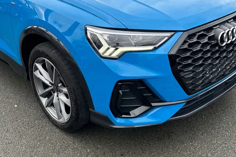 DC72LMX Audi Q3 1.5 TFSI CoD 35 Black Edition Sportback S Tronic Euro 6 (s/s) 5dr Thumbnail #10
