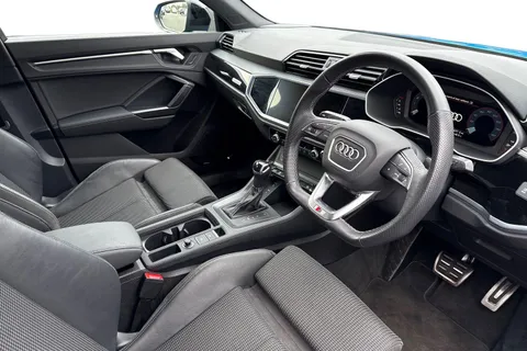 DC72LMX Audi Q3 1.5 TFSI CoD 35 Black Edition Sportback S Tronic Euro 6 (s/s) 5dr Thumbnail #15