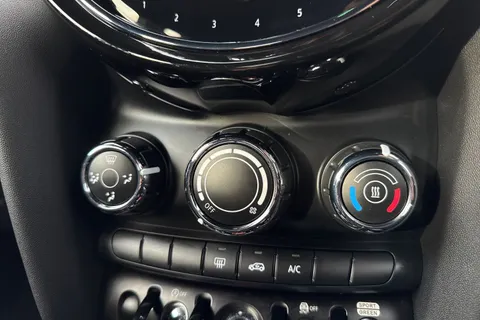 PK22AEB Mini Hatch 1.5 Cooper Sport Euro 6 (s/s) 5dr Thumbnail #23