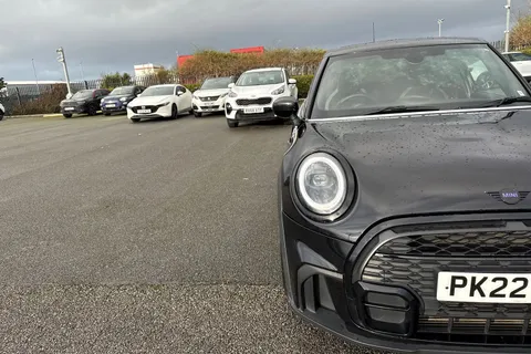PK22AEB Mini Hatch 1.5 Cooper Sport Euro 6 (s/s) 5dr Thumbnail #26