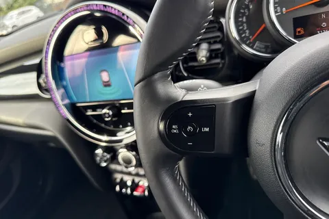 PK22AEB Mini Hatch 1.5 Cooper Sport Euro 6 (s/s) 5dr Thumbnail #38