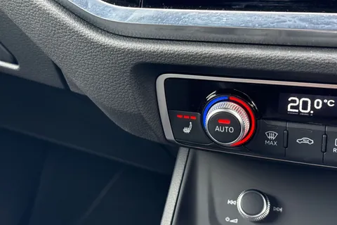 DC72LMX Audi Q3 1.5 TFSI CoD 35 Black Edition Sportback S Tronic Euro 6 (s/s) 5dr Thumbnail #36