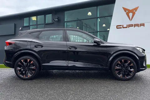 DF25LMK CUPRA Formentor 1.5 eTSI V3 DSG Euro 6 (s/s) 5dr Thumbnail #3