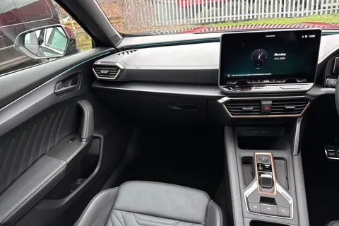 DF25LMK CUPRA Formentor 1.5 eTSI V3 DSG Euro 6 (s/s) 5dr Thumbnail #20