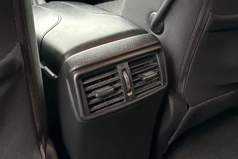 LY70ENJ Nissan X-Trail 1.3 DIG-T N-Connecta DCT Auto Euro 6 (s/s) 5dr Thumbnail #32