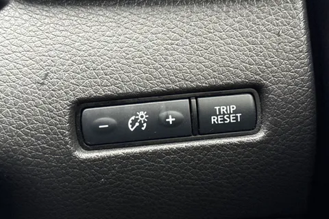 LY70ENJ Nissan X-Trail 1.3 DIG-T N-Connecta DCT Auto Euro 6 (s/s) 5dr Thumbnail #34