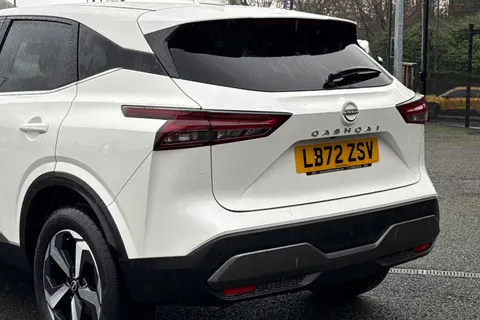 LB72ZSV Nissan Qashqai 1.3 DIG-T MHEV N-Connecta XTRON Euro 6 (s/s) 5dr Thumbnail #9