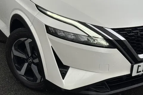 LB72ZSV Nissan Qashqai 1.3 DIG-T MHEV N-Connecta XTRON Euro 6 (s/s) 5dr Thumbnail #26