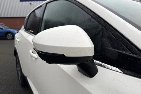 LB72ZSV Nissan Qashqai 1.3 DIG-T MHEV N-Connecta XTRON Euro 6 (s/s) 5dr Thumbnail #28