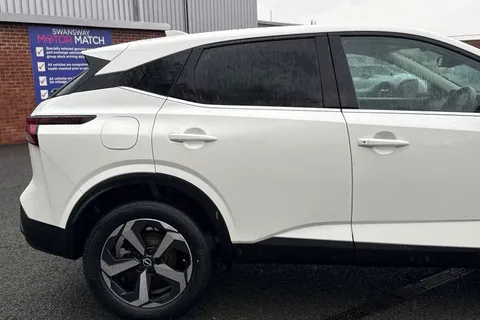 LB72ZSV Nissan Qashqai 1.3 DIG-T MHEV N-Connecta XTRON Euro 6 (s/s) 5dr Thumbnail #29