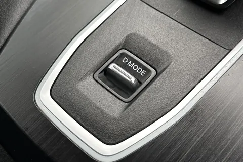 LB72ZSV Nissan Qashqai 1.3 DIG-T MHEV N-Connecta XTRON Euro 6 (s/s) 5dr Thumbnail #41