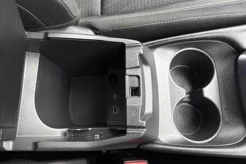 LB72ZSV Nissan Qashqai 1.3 DIG-T MHEV N-Connecta XTRON Euro 6 (s/s) 5dr Thumbnail #42