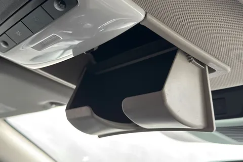 LB72ZSV Nissan Qashqai 1.3 DIG-T MHEV N-Connecta XTRON Euro 6 (s/s) 5dr Thumbnail #43