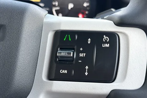 DL75EYZ Land Rover Defender 90 3.0 D250 Hard Top S Thumbnail #33