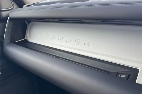 DL75EYZ Land Rover Defender 90 3.0 D250 Hard Top S Thumbnail #46