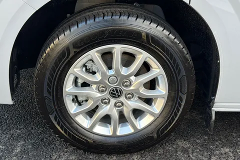 MF75FGG Volkswagen T32 T32 Panel Van Commerce Pro LWB 150 PS 2.0 TDI 8sp Automatic Thumbnail #6