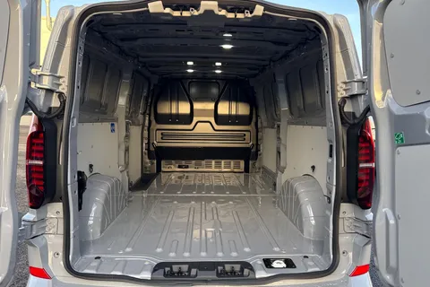 MF75FGG Volkswagen T32 T32 Panel Van Commerce Pro LWB 150 PS 2.0 TDI 8sp Automatic Thumbnail #9