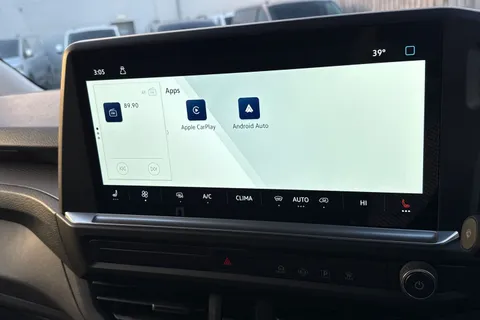 MF75FGG Volkswagen T32 T32 Panel Van Commerce Pro LWB 150 PS 2.0 TDI 8sp Automatic Thumbnail #11