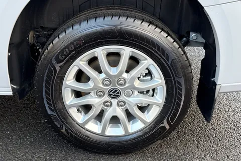 MF75FGG Volkswagen T32 T32 Panel Van Commerce Pro LWB 150 PS 2.0 TDI 8sp Automatic Thumbnail #21