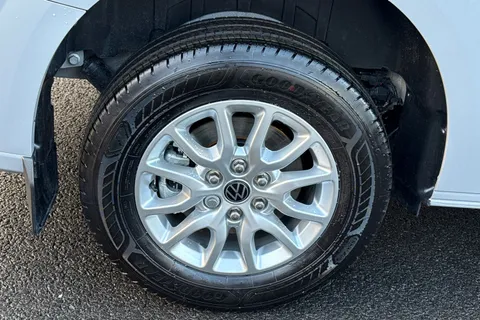 MF75FGG Volkswagen T32 T32 Panel Van Commerce Pro LWB 150 PS 2.0 TDI 8sp Automatic Thumbnail #22