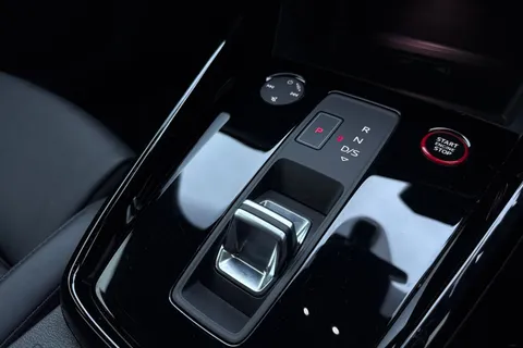 GV73KVJ Audi RS 3 RS 3 Sportback Carbon Black   400 PS S tronic Thumbnail #24