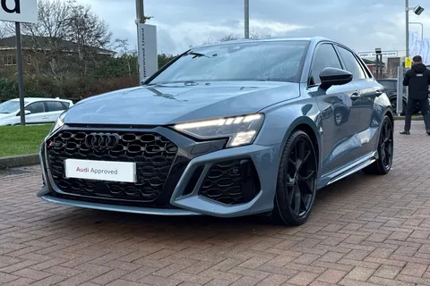 GV73KVJ Audi RS 3 RS 3 Sportback Carbon Black   400 PS S tronic Thumbnail #26