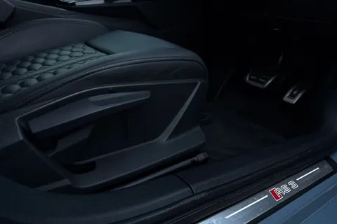 GV73KVJ Audi RS 3 RS 3 Sportback Carbon Black   400 PS S tronic Thumbnail #45