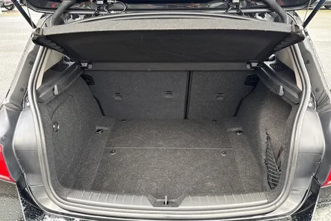 MM68HVB BMW 1 Series 2.0 120i GPF Sport Auto Euro 6 (s/s) 5dr Thumbnail #8