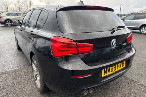MM68HVB BMW 1 Series 2.0 120i GPF Sport Auto Euro 6 (s/s) 5dr Thumbnail #9