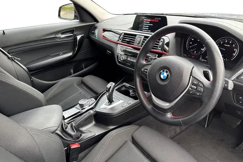 MM68HVB BMW 1 Series 2.0 120i GPF Sport Auto Euro 6 (s/s) 5dr Thumbnail #15