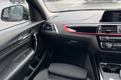 MM68HVB BMW 1 Series 2.0 120i GPF Sport Auto Euro 6 (s/s) 5dr Thumbnail #21