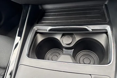 MM68HVB BMW 1 Series 2.0 120i GPF Sport Auto Euro 6 (s/s) 5dr Thumbnail #44