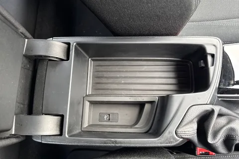 MM68HVB BMW 1 Series 2.0 120i GPF Sport Auto Euro 6 (s/s) 5dr Thumbnail #55