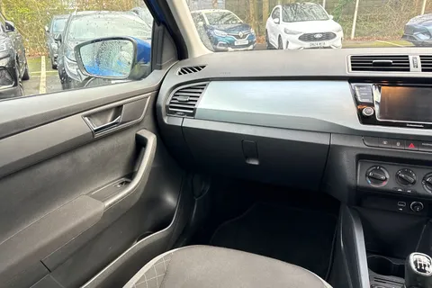 DE19VYZ Škoda Fabia 1.0 SE Euro 6 (s/s) 5dr Thumbnail #16