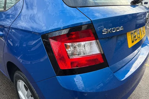 DE19VYZ Škoda Fabia 1.0 SE Euro 6 (s/s) 5dr Thumbnail #17