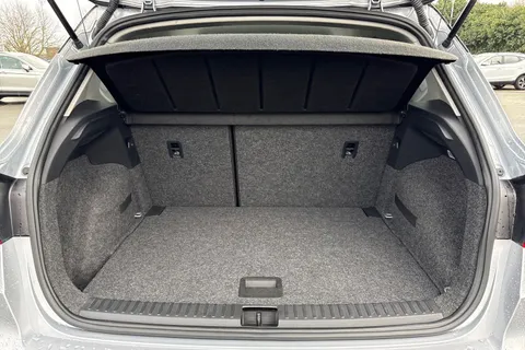SA18VDN SEAT Arona 1.0 TSI SE Technology DSG Euro 6 (s/s) 5dr Thumbnail #8