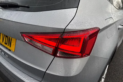 SA18VDN SEAT Arona 1.0 TSI SE Technology DSG Euro 6 (s/s) 5dr Thumbnail #9