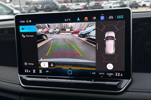 YP75FEM Volkswagen Tiguan 1.5 eTSI 150 Match 5dr DSG Thumbnail #40