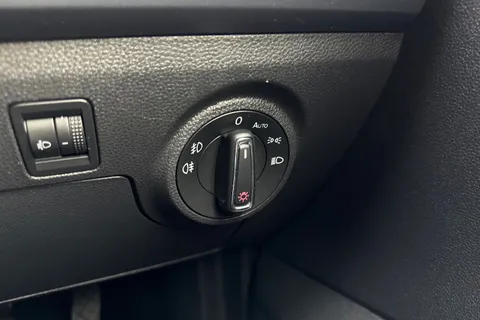 SA18VDN SEAT Arona 1.0 TSI SE Technology DSG Euro 6 (s/s) 5dr Thumbnail #44