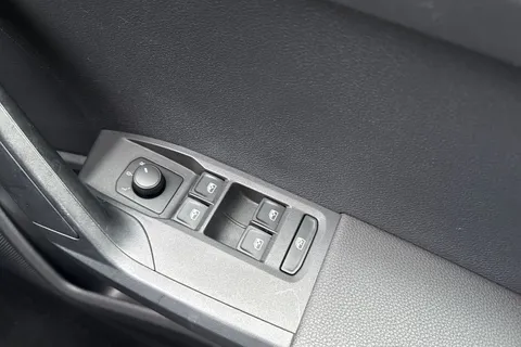 SA18VDN SEAT Arona 1.0 TSI SE Technology DSG Euro 6 (s/s) 5dr Thumbnail #45